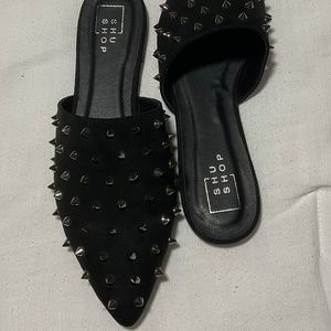 ShuShop black NWT 7.5 mules with silver spikes